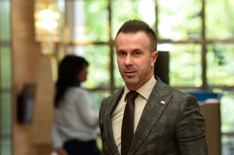 Boris Bogdanović: Đukanovićevi fajlovi otkrivaju tajnu ,,izdajnika“ i ,,meta broj 2″!?