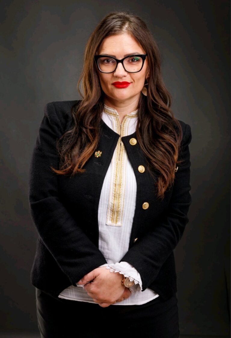 Jelena Marković: Milo Đukanović između naknadne pameti i ustavnih ustupaka!